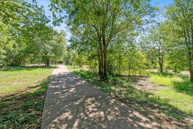 Building Photo - 17813 Box Canyon Terrace