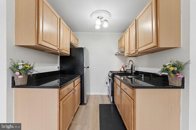 Building Photo - 7704 Donnybrook Ct