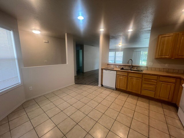 Building Photo - Newley Updated 3bed 2bath In West Nampa