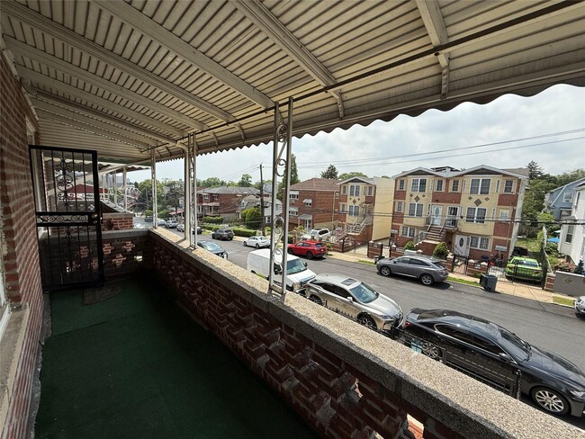 Building Photo - 3938 Amundson Ave