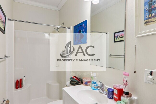 Building Photo - 50 Smith Lake Rd