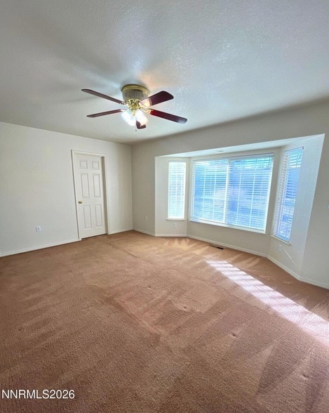 Building Photo - 2275 Albatross Way