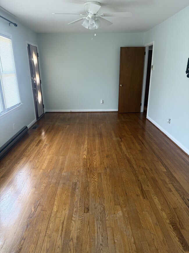 Building Photo - 8595 Benbow-Merrill Rd