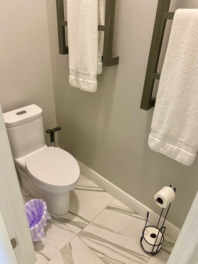 Building Photo - Citrus Park Luxury 3 Bedroom / 2.5 Bathroom Townhome Available 7/1/22