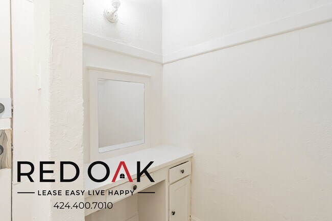 Building Photo - 153 N New Hampshire Ave