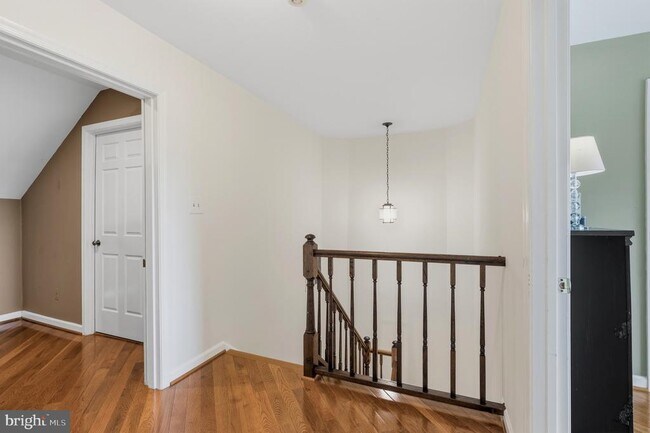 Building Photo - 6313 Manchester Way