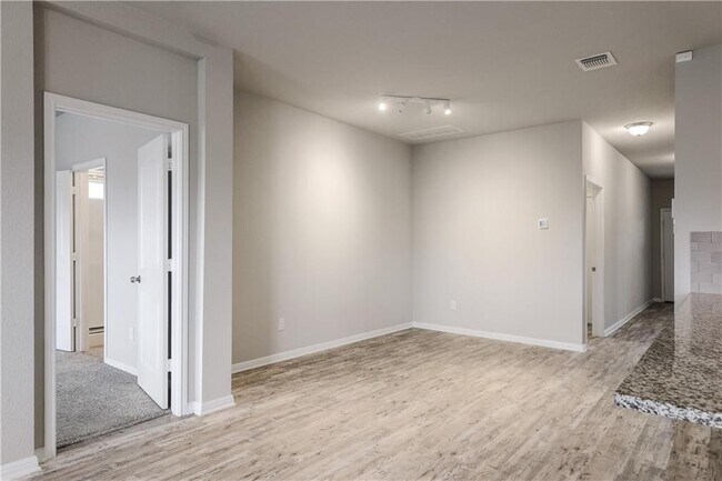 Building Photo - 2920 Bridekirk Dr