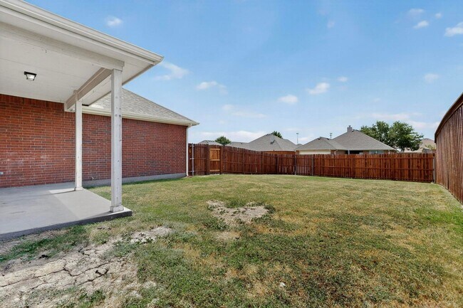 Building Photo - Great Home with Room To Grow in Southbrook!