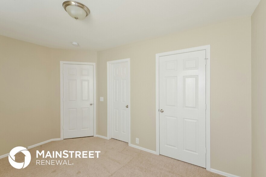 Building Photo - 9522 Ascending Port