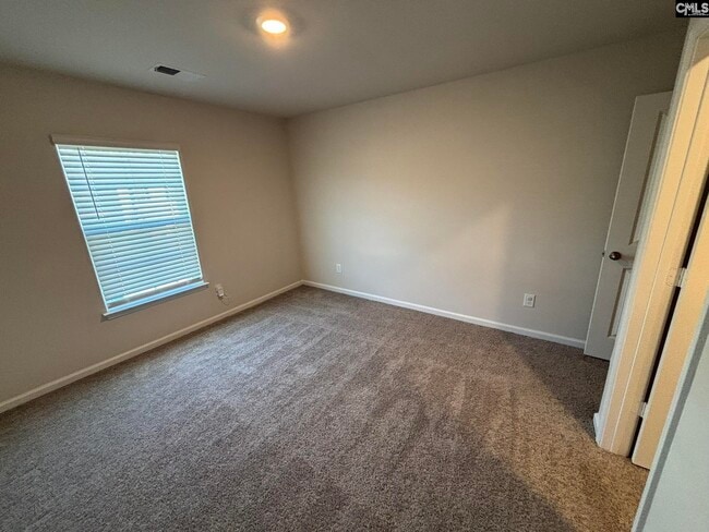 Building Photo - 425 N High Duck Trail