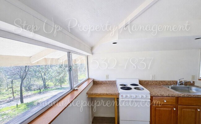 Building Photo - 20381 Sherry Ct