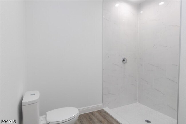Building Photo - 8009 Cod Ct