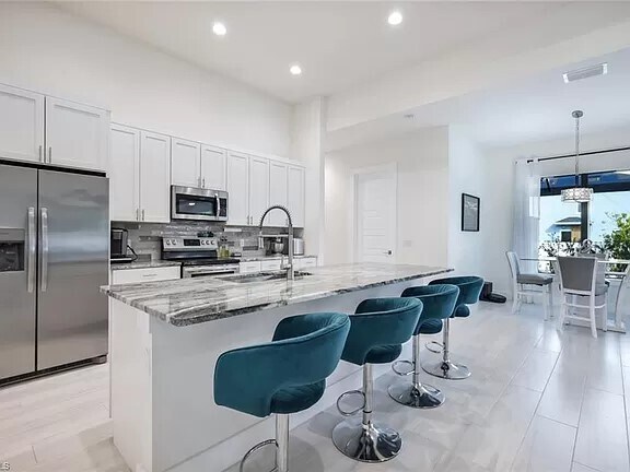 Building Photo - 2825 SW 3rd St