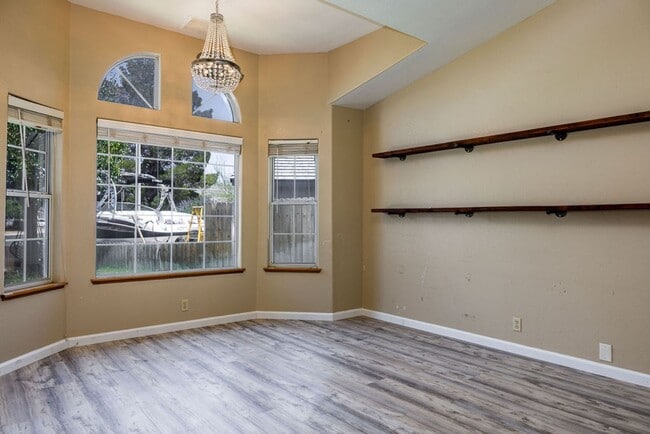 Building Photo - 1221 Alysa Ct
