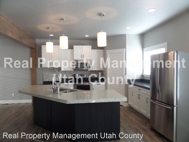 Building Photo - 3 br, 2.5 bath House - 5516 West Florence ...