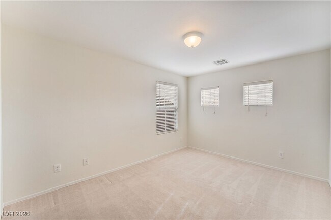 Building Photo - 10822 La Florentina Ave