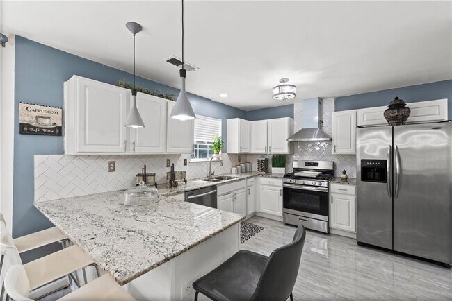 Building Photo - 4155 Soaring Dr