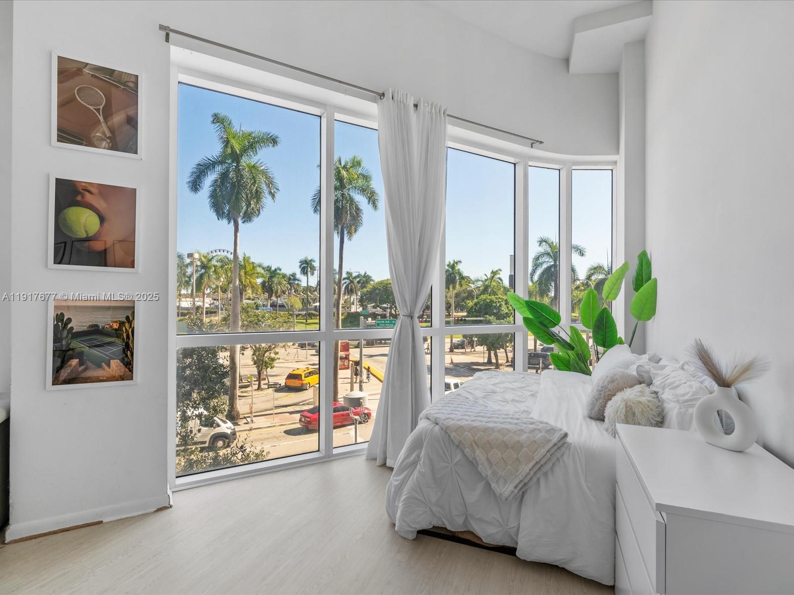 Building Photo - 253 NE 2nd St