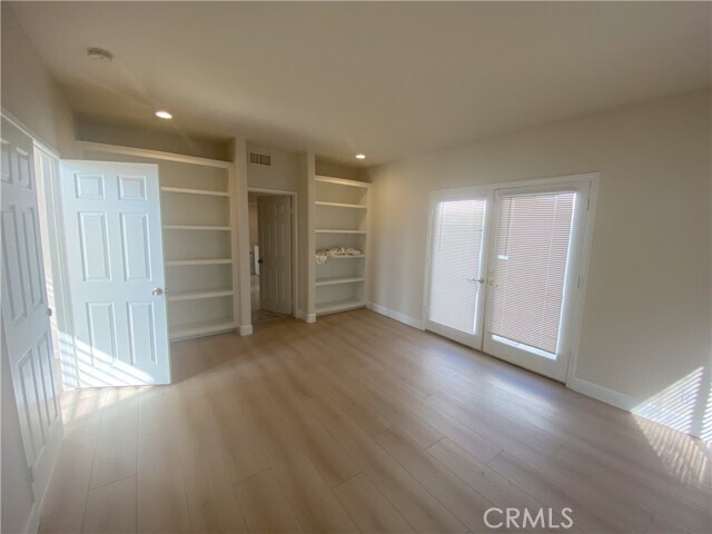 Building Photo - 6492 Fairlynn Blvd