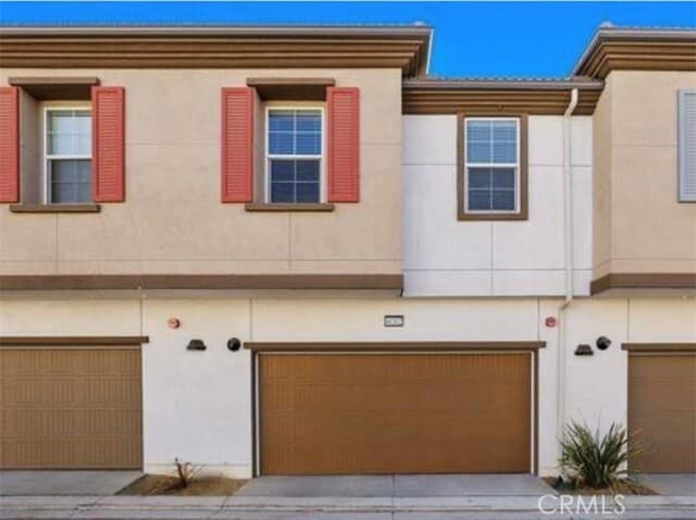 Building Photo - 40302 Calle Real