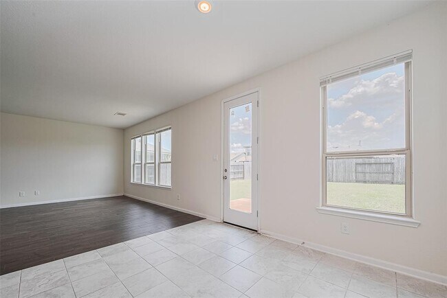 Building Photo - 25327 Cheshire Knoll St