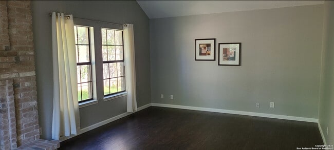 Building Photo - 1406 Branchwood