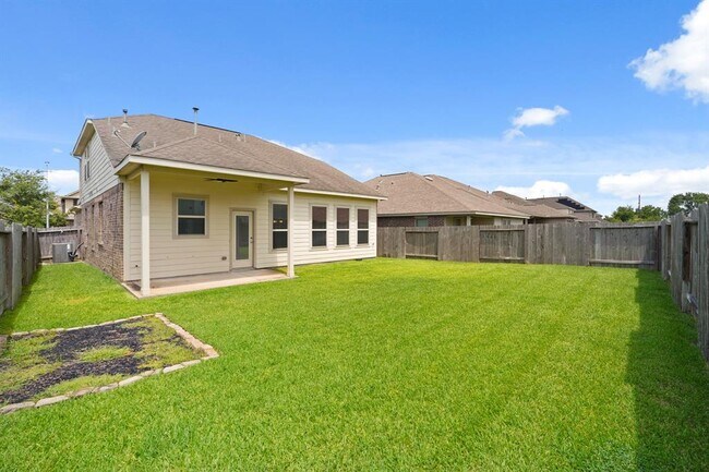 Building Photo - 13839 Rosemere Ln