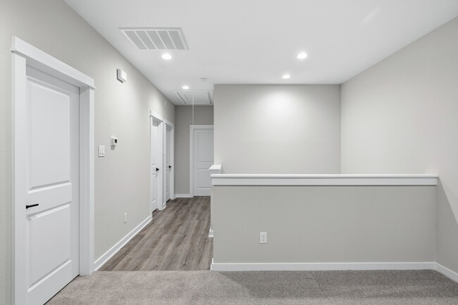 Building Photo - 412 Stonework Garden Ln