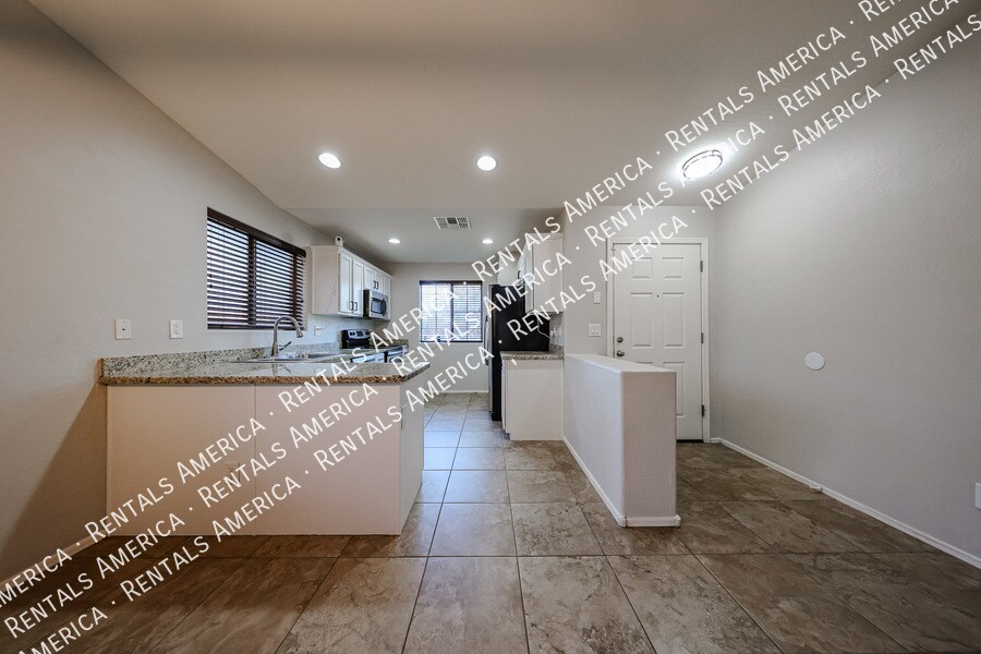 Building Photo - 3955 E Blue Sage Ct