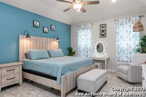 Building Photo - 11323 Begonia rock