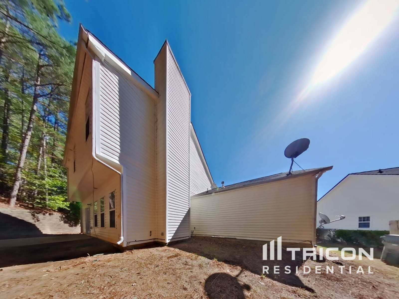 Building Photo - 6844 Bridgewood Dr