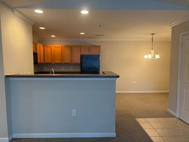Building Photo - Adorable 2 Bedroom Convenient to Battlegro...