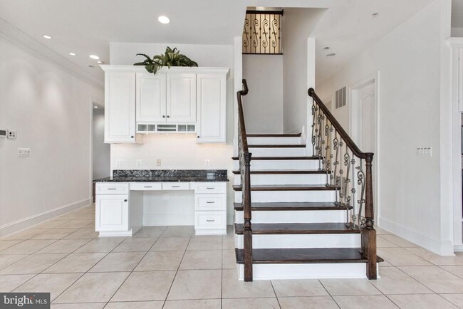 Building Photo - 8319 Quarry Manor Terrace