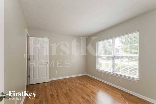 Building Photo - 13365 Kimberlite Dr