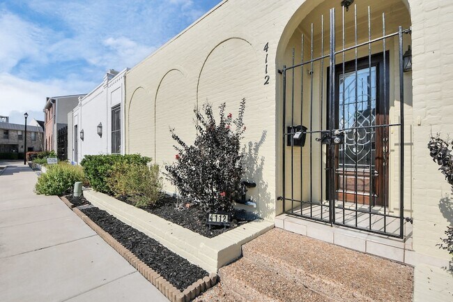 Building Photo - 4112 Meyerwood Dr