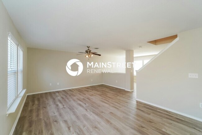 Building Photo - 4 Bedroom Pet-Friendly Home in San Antonio, TX with Main Street Renewal