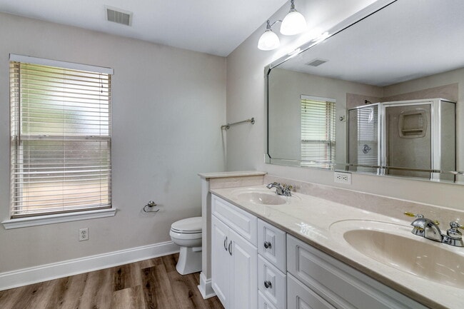 Building Photo - 4030 Broken Arrow Ct