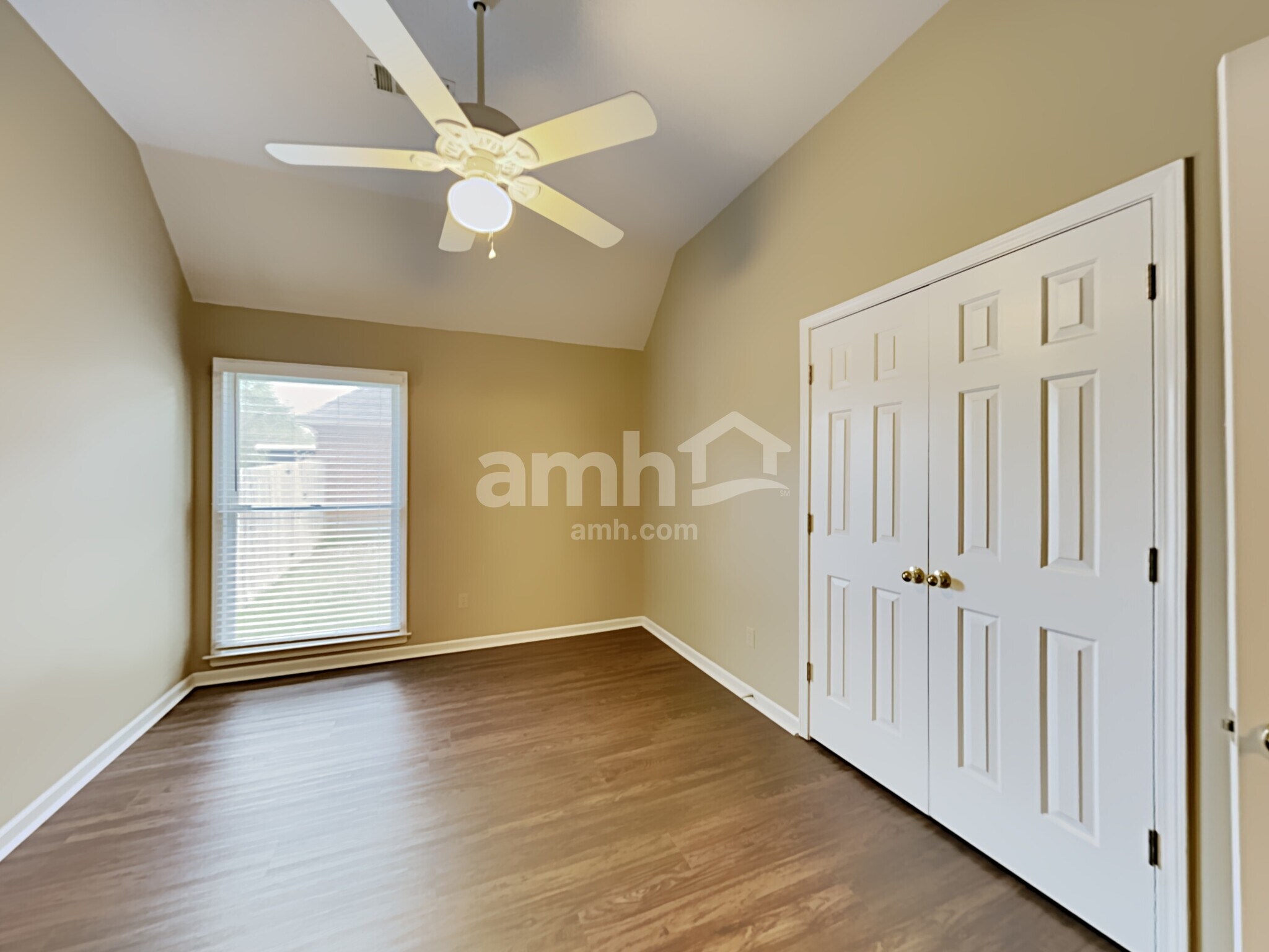 Building Photo - 1226 Sweetie Dr