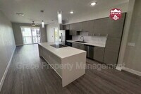 Building Photo - 3500 S Corona St