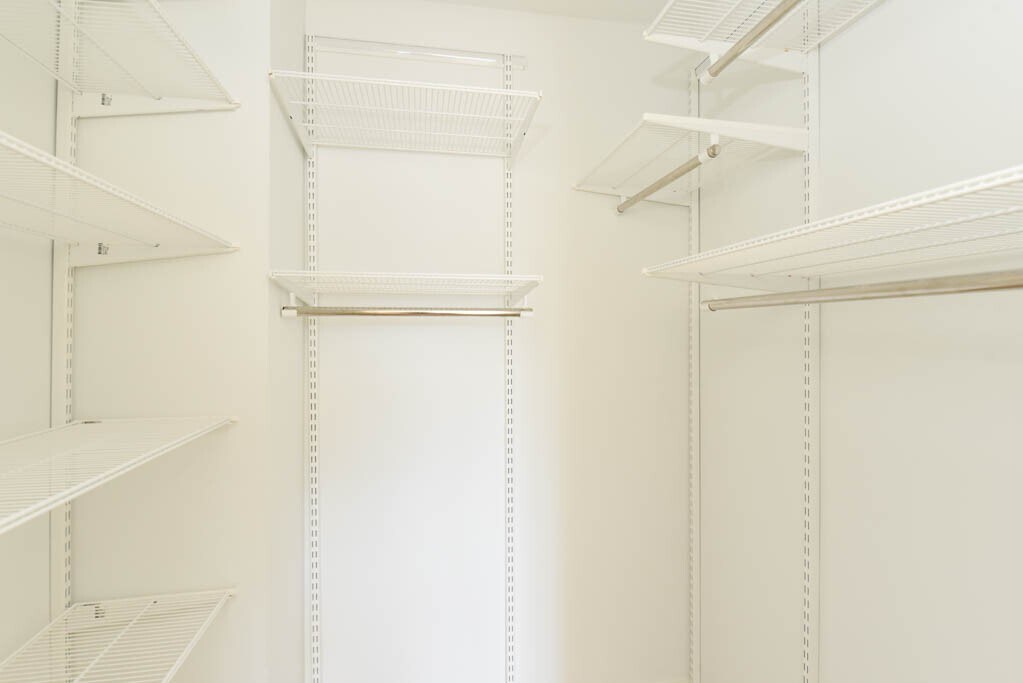 Building Photo - 843 W Grace St