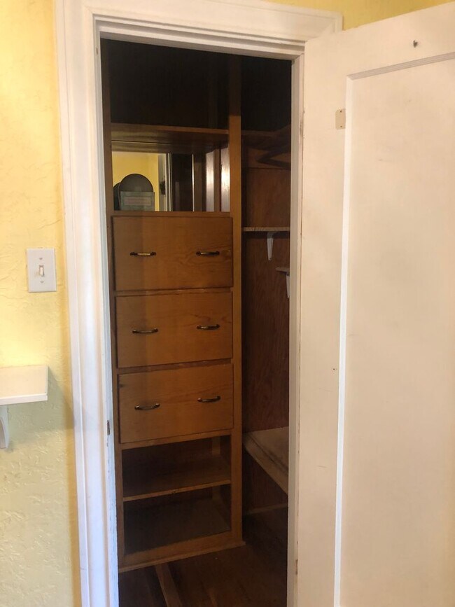 Building Photo - Super Cute Bivins Home For Rent! 2 Bedroom, 1 Bathroom, 1 Car Garage, Great Yard!