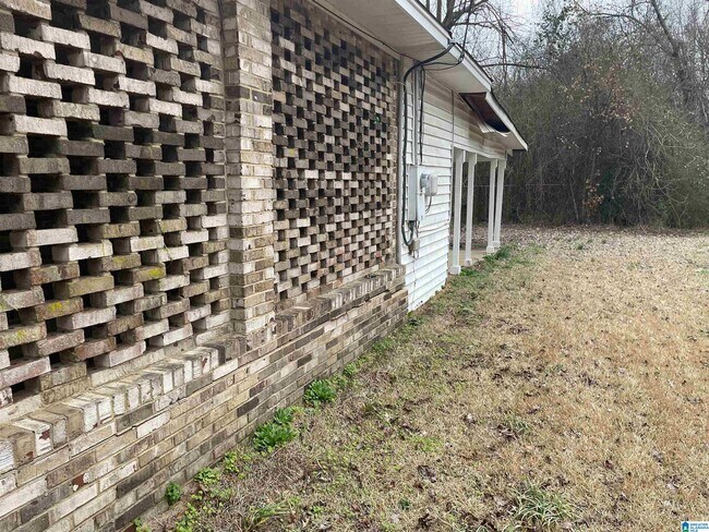 Building Photo - 6219 Johnson Rd