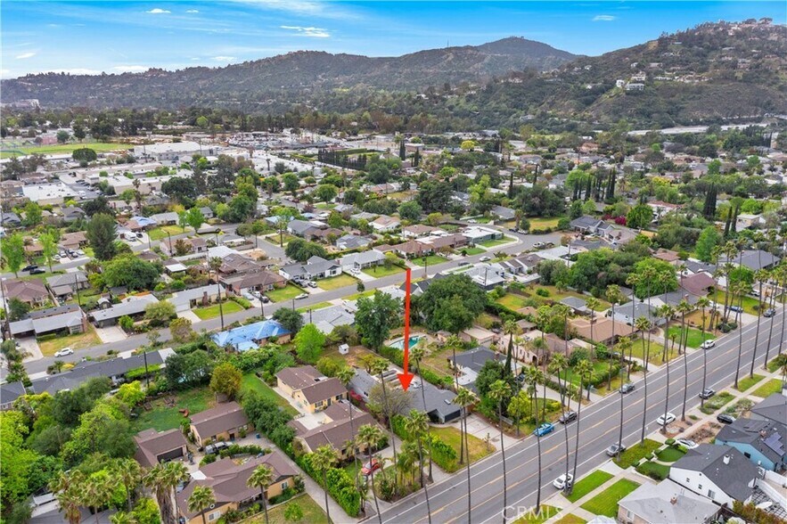 Building Photo - 740 Figueroa Dr