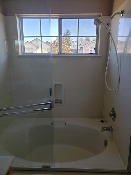 Building Photo - 409 Trailhead Way