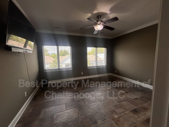 Building Photo - 3111 St Elmo Ave