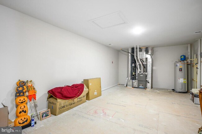 Building Photo - 46414 ROSE RIVER Ter