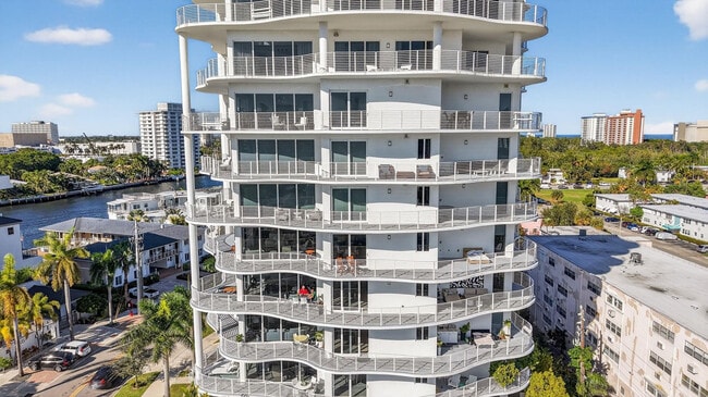 Building Photo - 612 Bayshore Dr