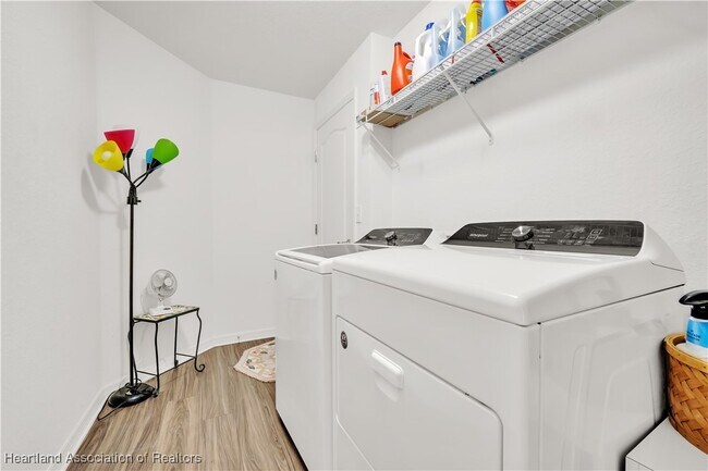 Building Photo - 5320 Pebble Beach Dr