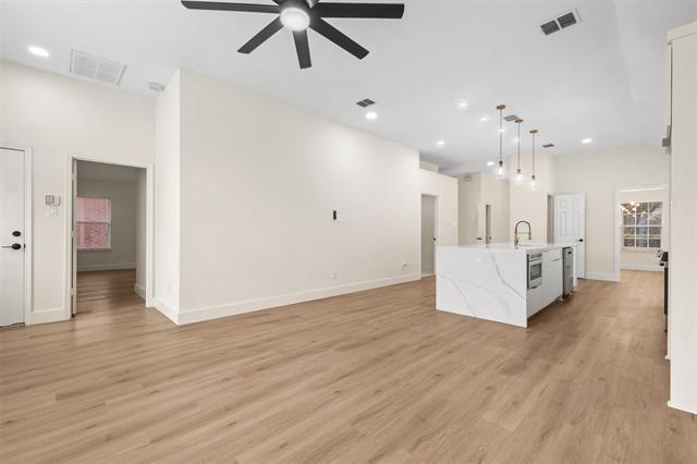 Building Photo - 5809 Hidden Pine Ln