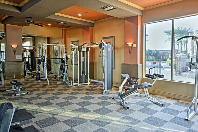 Building Photo - 1941 Pierpont Dr